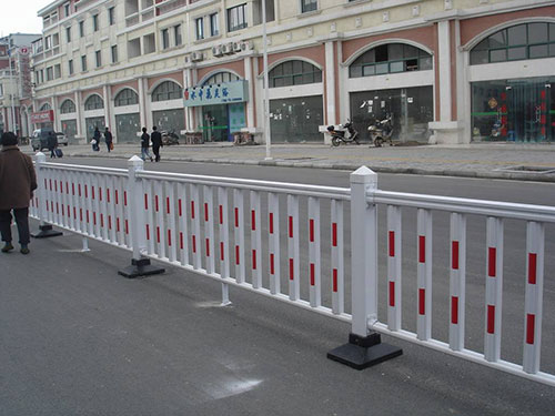 馬路護(hù)欄 馬路護(hù)欄
